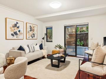 Standout Coastal Sanctuary within Footsteps of Coogee Beach