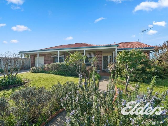 Standalone, low maintenance living in central Yarrawonga