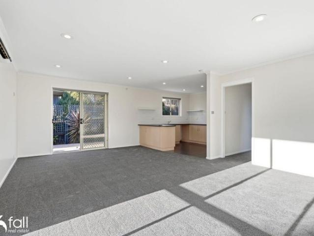 Standalone 3 Bedroom Unit in Popular Kingston