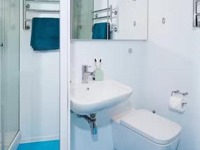 Standard En Suite