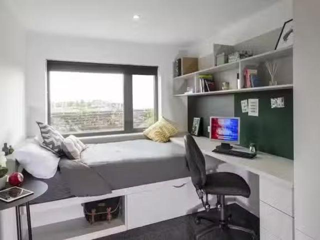 Standard Ensuite