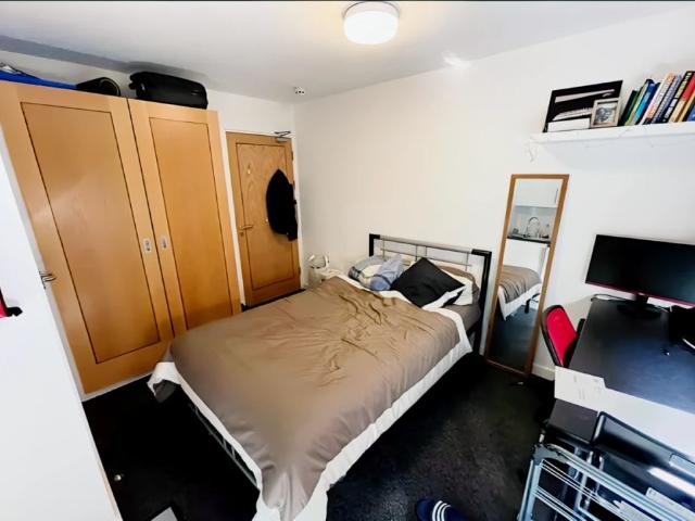 Standard Studio