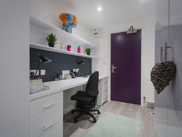 Standard Studio Plus to let at The Cube Ealing, 11 Popes Lane, Ealing, London, W5 4NG | Accommodation for Students
