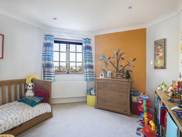 Standen Road, London, SW18, London