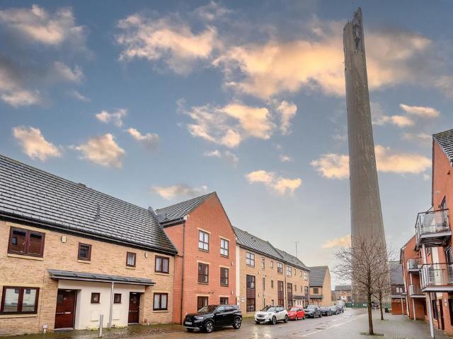 Standside, Northampton, NN5 2 bed apartment to rent £1,050 pcm £242 pw