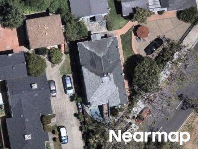 Stanford Ave