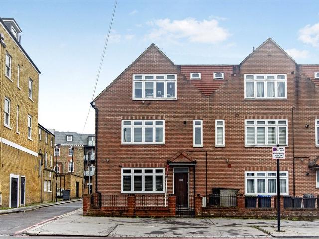 Stanford Road, London SW16, 2 bed maisonette to rent, £1,800 pcm | PrimeLocation