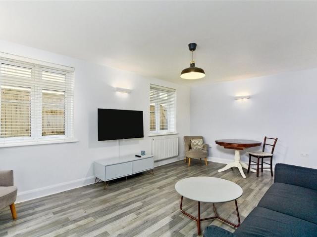 Stanford Road, London, SW16 4PZ