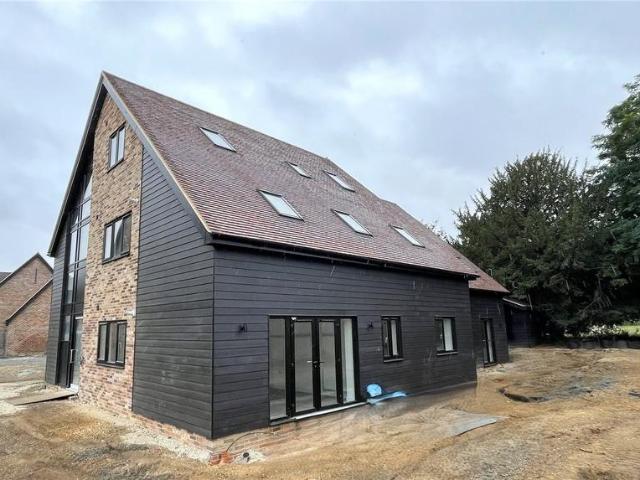 Stanford Road, Stanford le Hope. 2 bed apartment to rent £1,600 pcm £369 pw