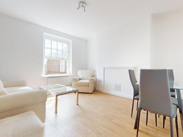 Stanfield House, Frampton Street. 2 bed flat to rent £2,800 pcm £646 pw