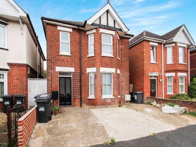 Stanfield Road, Bournemouth BH9, 2 bed property to rent, £1,350 pcm | PrimeLocation