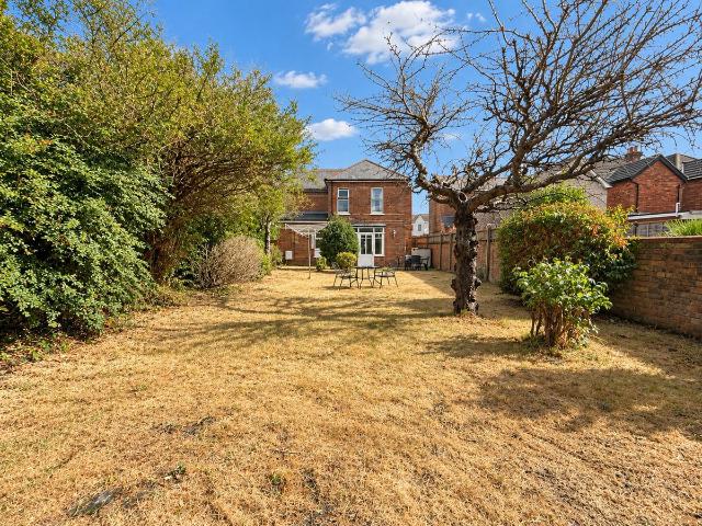 Stanfield Road, Bournemouth BH9, 5 bed detached house to rent, £3,050 pcm | PrimeLocation