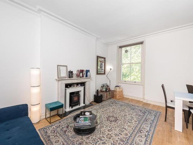 Stanhope Gardens, London SW7, 1 bed flat to rent, £3,250 pcm | PrimeLocation