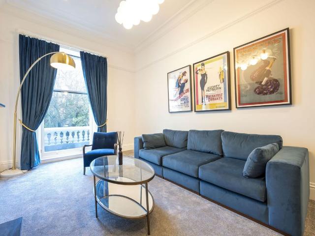 Stanhope Gardens, South Kensington, London SW7, 2 bed flat to rent, £5,000 pcm | PrimeLocation