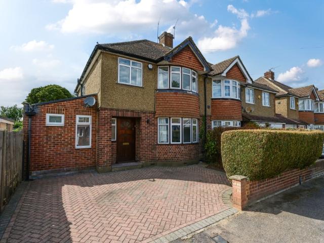 Stanhope Heath, Stanwell 4 bedrooms Property for lettings Seymours