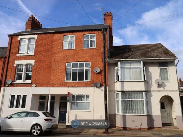 Stanhope Road, Northampton NN2, 1 bed flat to rent, £825 pcm | PrimeLocation