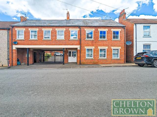 Stanhope Road, Northampton NN2, 2 bed flat to rent, £1,000 pcm | PrimeLocation