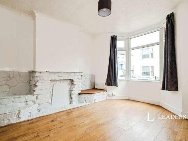 Stanhope Road, Worthing, BN11