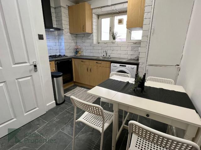 Stanhope Street, London NW1, 4 bed flat to rent, £4,853 pcm | PrimeLocation