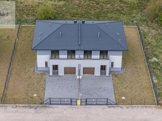 Polecam funkcjonalny dom 167 m² z garażem i ogrodem w Stanisławowie