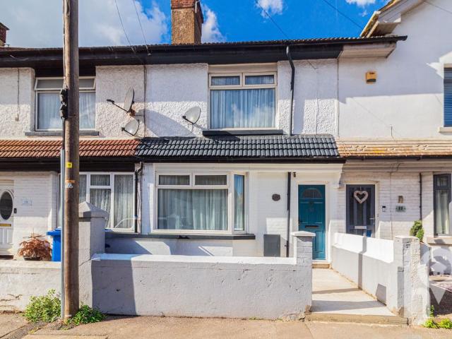 Stanley Avenue, Queenborough ME11, 3 bed terraced house to rent, £1,300 pcm | PrimeLocation