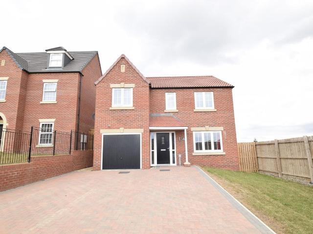Stanley Hall Drive, Wakefield WF1, 4 bed detached house to rent, £1,695 pcm | PrimeLocation