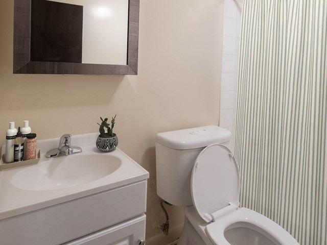 Stanley Park 1 Bedroom Apartment for Rent at 2160 Portage Ave, Winnipeg, MB R3J 0M2 Birchwood