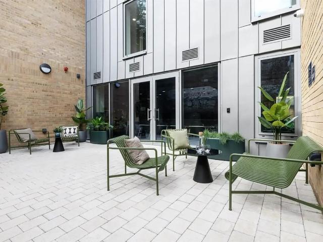 Stanley Place, Edinburgh EH7, Studio to rent, £1,408 pcm | PrimeLocation
