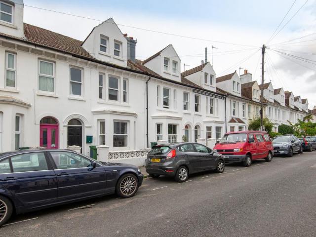 Stanley Road, Brighton BN1 6 bed house to rent £628 pcm £145 pw