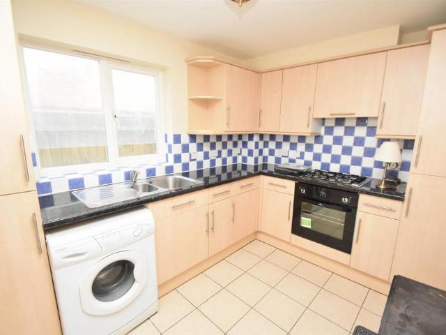 Stanley Road, Harrow 1 bed house to rent £1,400 pcm £323 pw
