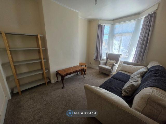 Stanley Road, Ilford IG1, 4 bed terraced house to rent, £2,500 pcm | PrimeLocation