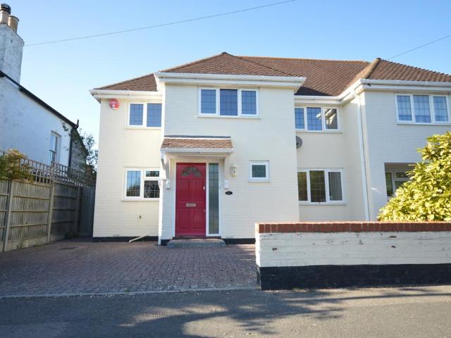 Stanley Road, Lymington, Hampshire. 4 bed semi detached house to rent £2,600 pcm £600 pw