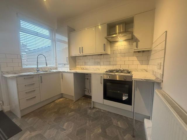 Stanley Street, Pontefract WF7, 2 bed property to rent, £800 pcm | PrimeLocation