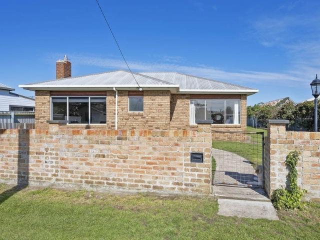 Stanley 3 Edwardes Street