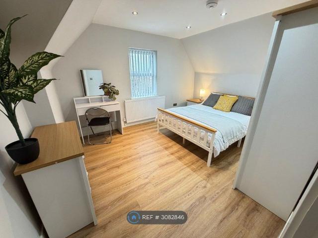 Stanmore Road, Birmingham B16, 3 bed flat to rent, £1,295 pcm | PrimeLocation