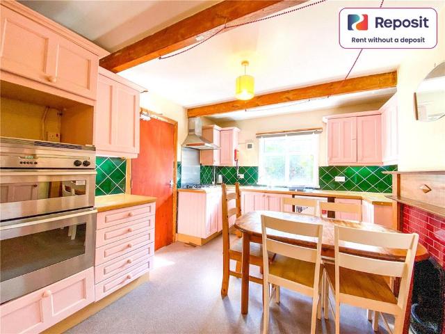 Stanmer Park Road, Brighton BN1 6 bed semi detached house to rent £3,300 pcm £762 pw