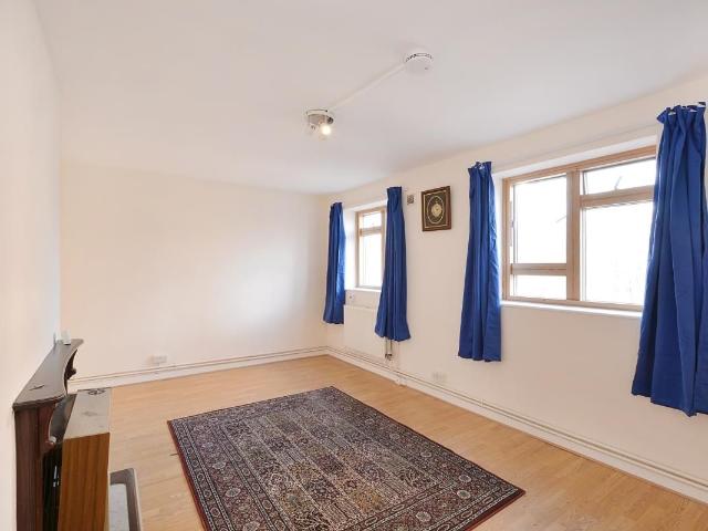 Stanstead House, Tavistock Place, Bloomsbury, London WC1H, 4 bed flat to rent, £4,658 pcm | PrimeLocation