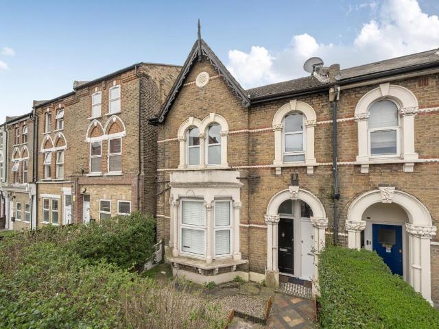 Stanstead Road, London SE6, 2 bed maisonette to rent, £1,850 pcm | PrimeLocation