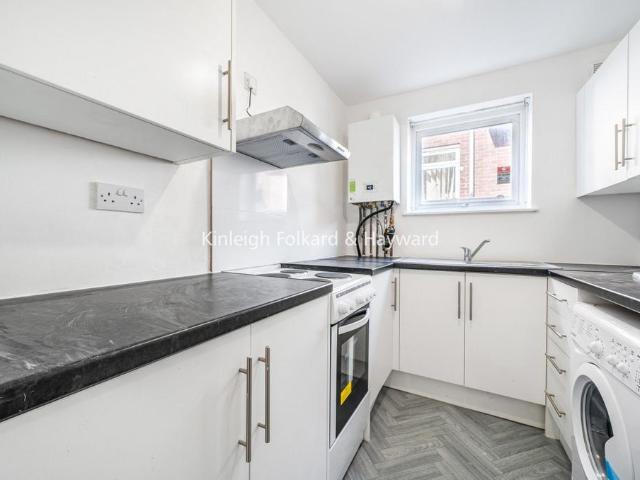 Stanstead Road, London, SE23 1 bed flat to rent £1,700 pcm £392 pw