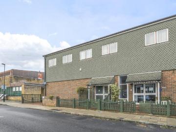 Stanstead Road, London, SE23 3 bed flat to rent £2,600 pcm £600 pw