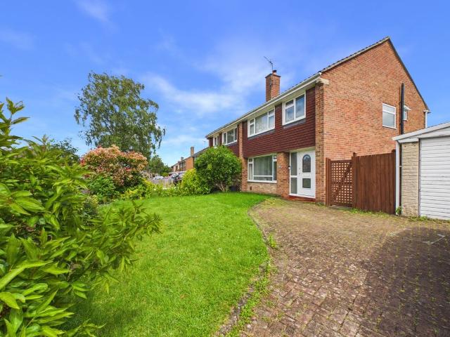 Stanway Road, Cheltenham GL51, 3 bed semi detached house to rent, £1,800 pcm | PrimeLocation