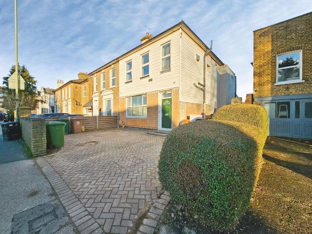Stanwell Road, Ashford, Surrey TW15, 4 bed semi detached house to rent, £2,495 pcm | PrimeLocation