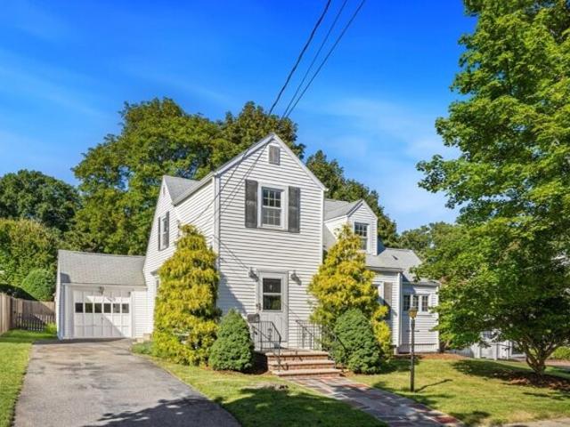Stanton Rd, Stoneham, Home For Sale