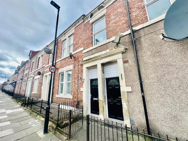 Stanton Street, Newcastle Upon Tyne NE4, 2 bed flat to rent, £800 pcm | PrimeLocation