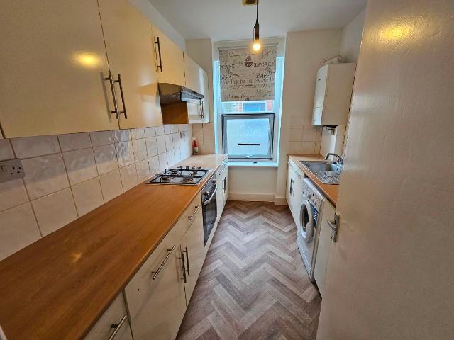 Stanthorpe Road, London SW16, 2 bed flat to rent, £1,750 pcm | PrimeLocation