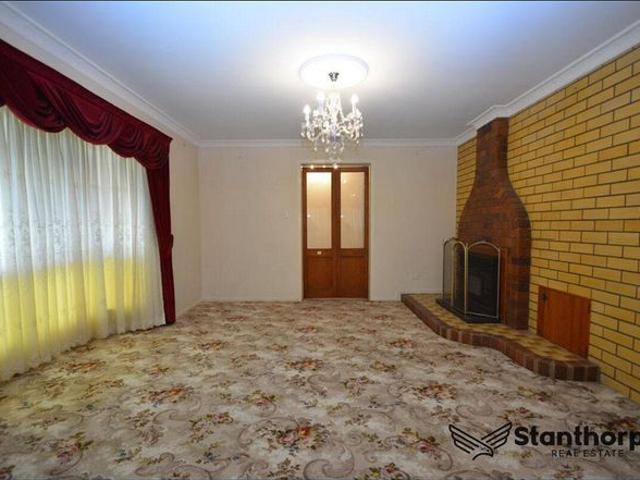 Stanthorpe – Space, style and mountain views