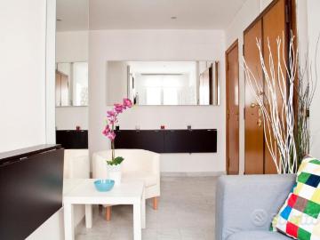 Stanza con zona relax e terrazzo privato Villa Ada