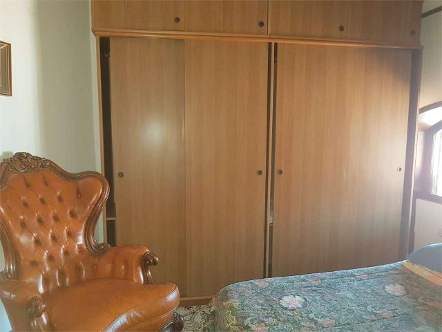 STANZA ARREDATA CON USO CUCINA