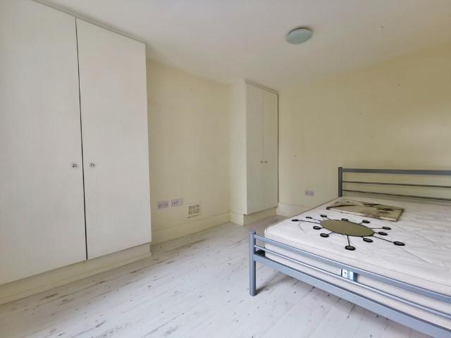 Stapleton Hall Road, Stroud Green N4 House share to rent £850 pcm £196 pw