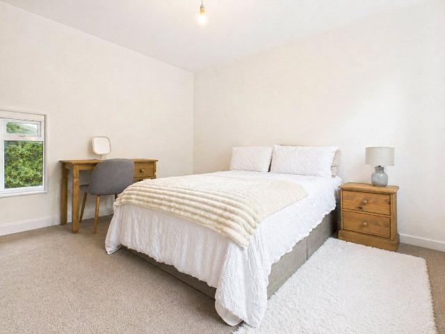 Staplefield Drive, Brighton BN2, 4 bed semi detached house to rent, £2,200 pcm | PrimeLocation
